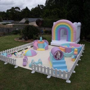 https://hopupplay.com.au/wp-content/uploads/2023/12/indoor-Outdoor-soft-play-300x300.jpg